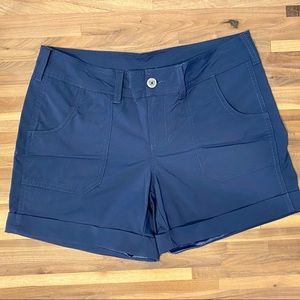 Women’s North Face Shorts, Size 4, Navy